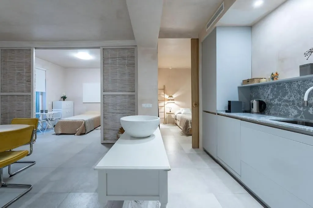 Apartamento Exclusivo Bajo frente al mar - Playa la Caleta Málaga