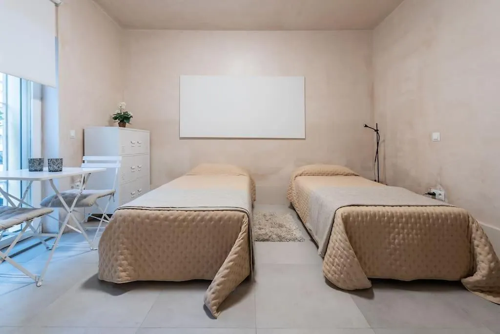 Apartamento Exclusivo Bajo frente al mar - Playa la Caleta Málaga